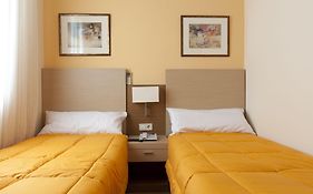 Hotel Mirador Puerta Del Sol